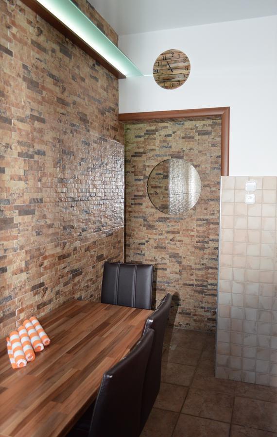 Angela Apartman Hajduszoboszlo Exterior photo